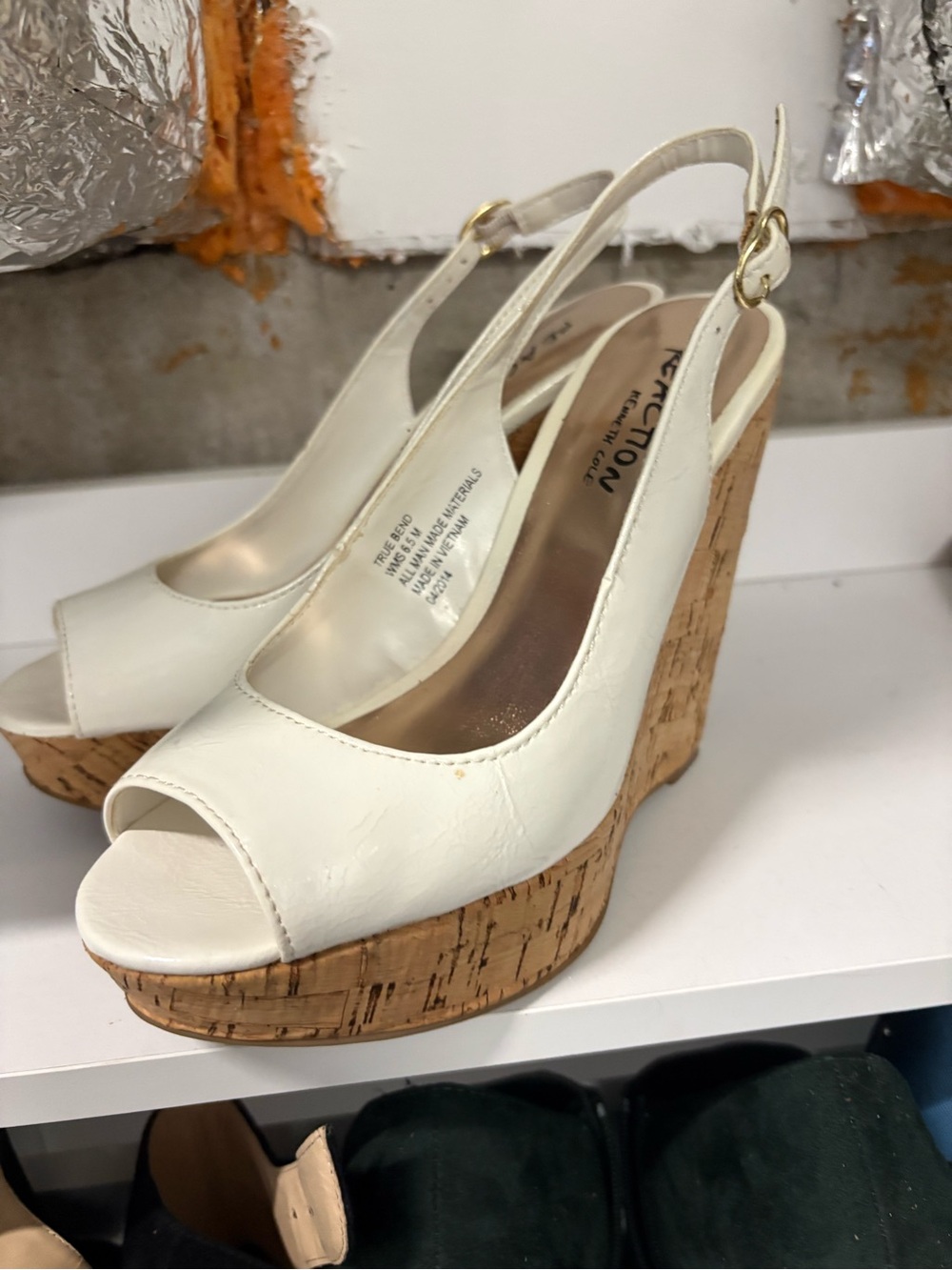 Kenneth Cole Reaction White Cork Wedge Slingback Heels